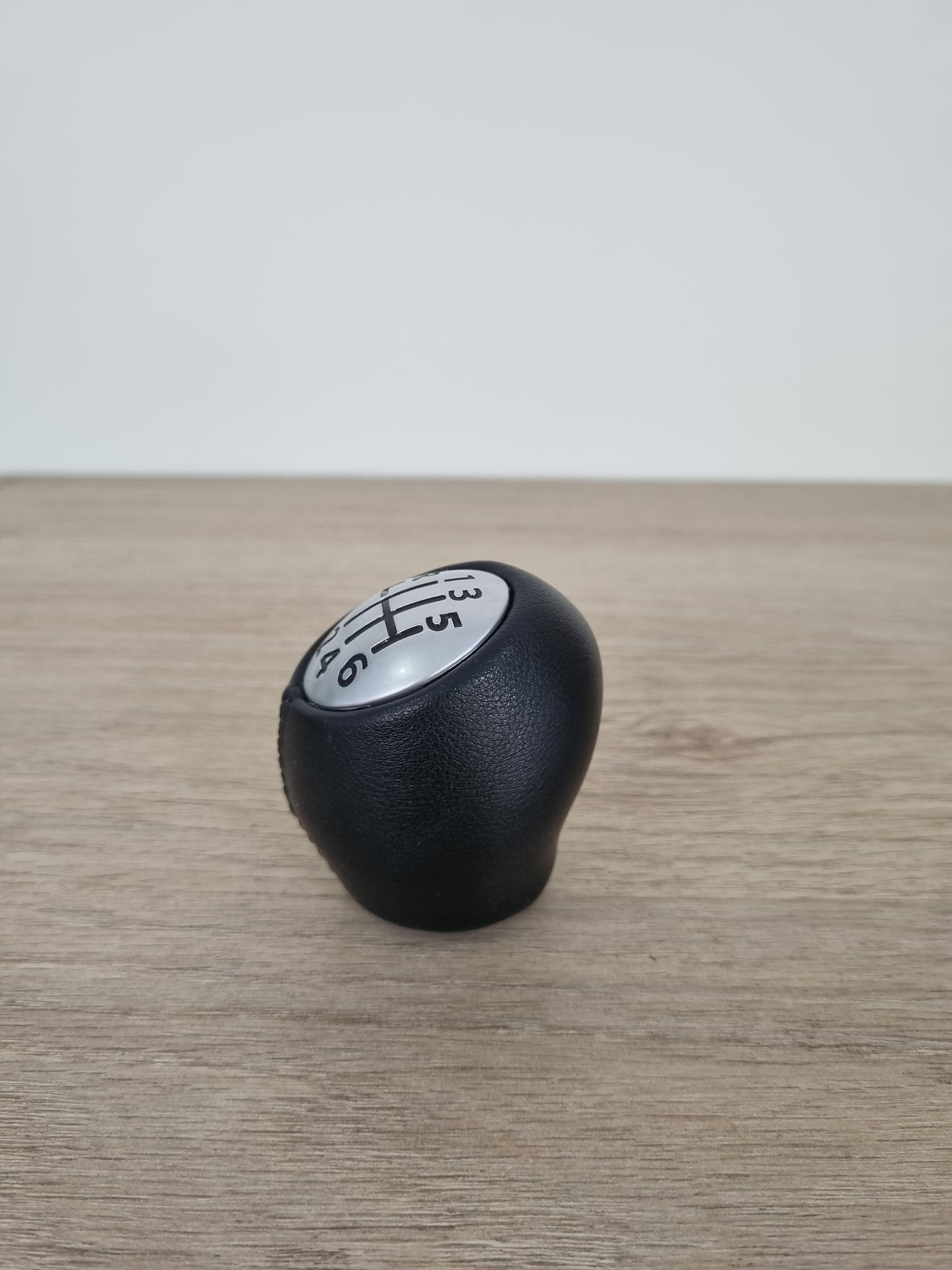 Perilla de Cambios de 6 Velocidades en Cuero – Renault clio /megane /scenic